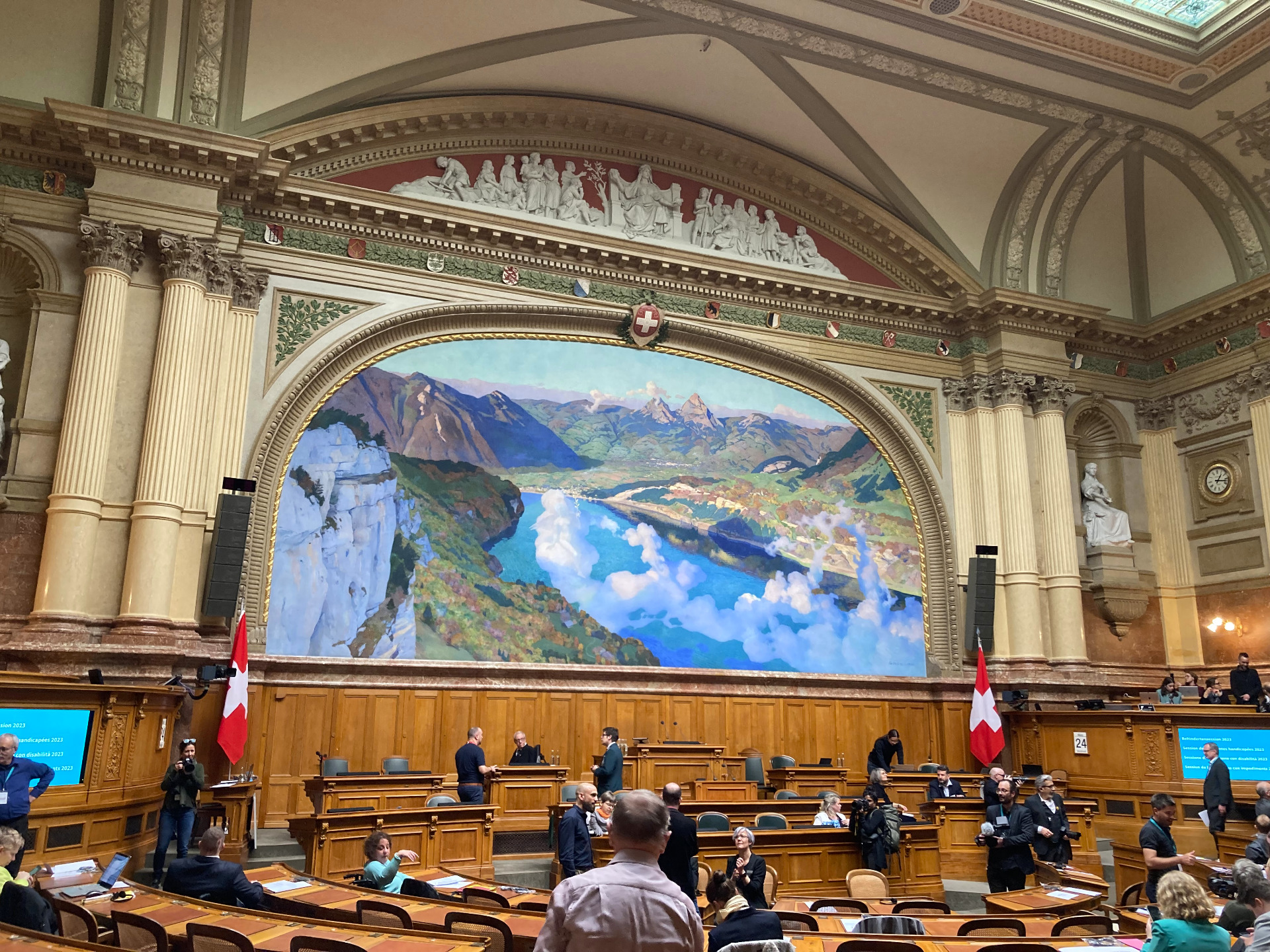 Bild aus dem Bundeshaus im Parlamentssaal, Bildquelle: Persönliches Archiv